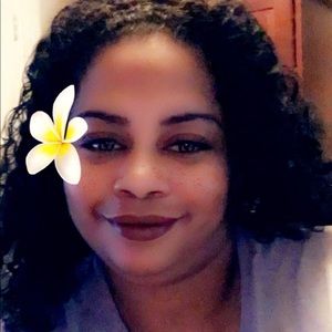 Meet your Posher, Carolyn